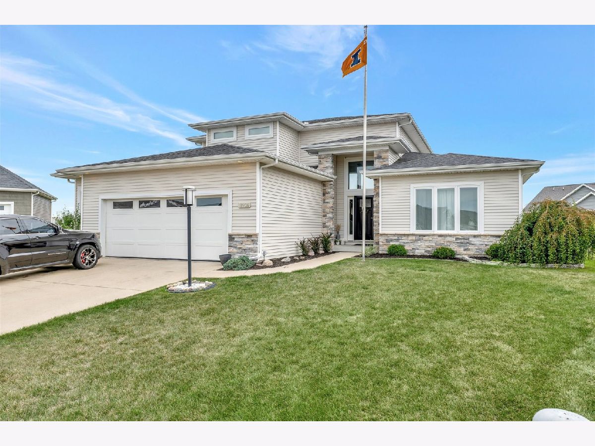 Homes & Condos & Townhomes Sold Liberty On The Lakes Champaign Illinois, 3905 Patriot