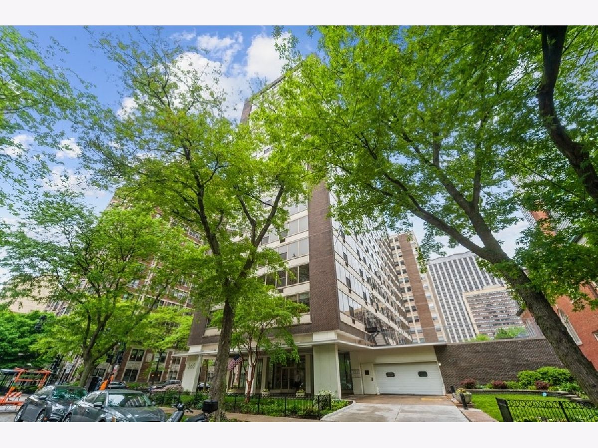 Condominiums Sold The Wellington Chicago Illinois, 360 Wellington