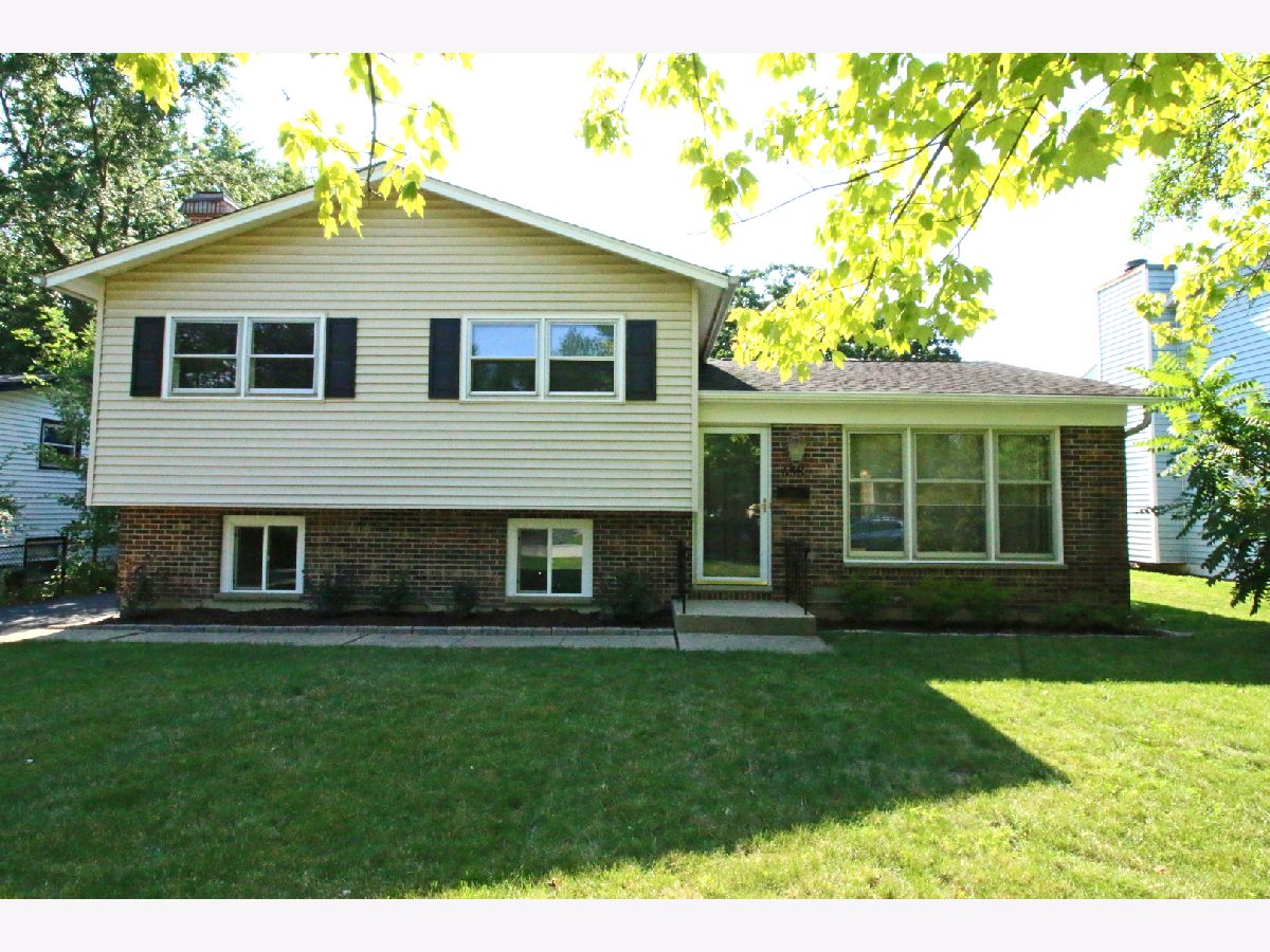 Homes Sold Grayslake Manor Grayslake Illinois, 638 Stuart