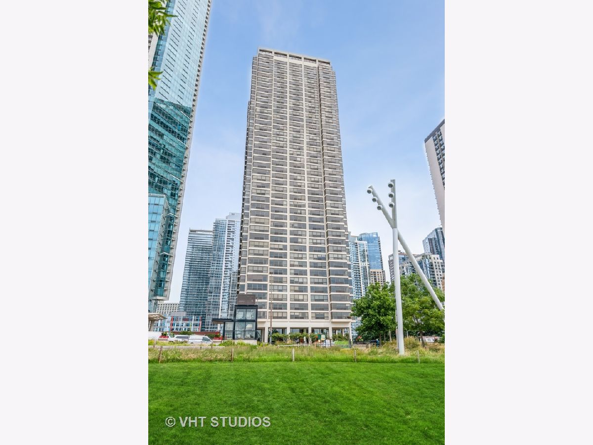 Condominiums Sold The Buckingham Chicago Illinois, 360 Randolph