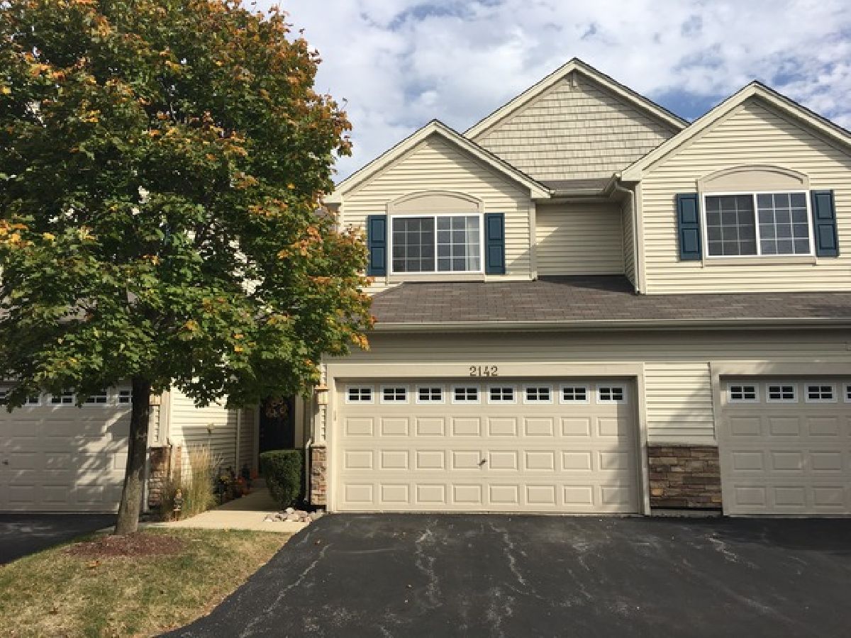 Homes & Townhomes Rented Blackberry Crossing West Montgomery Illinois, 2142 Gallant Fox