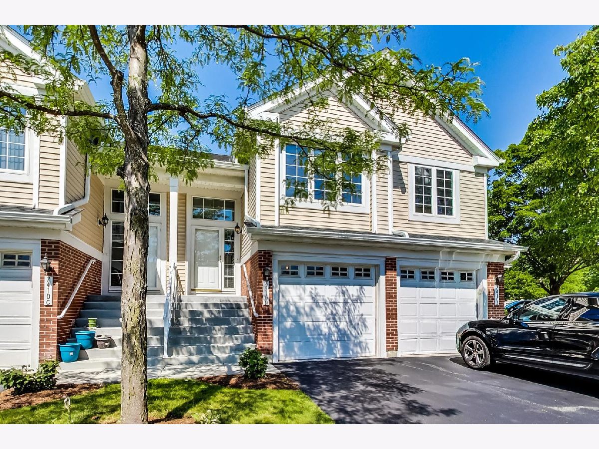 Condos & Townhomes Sold Lincoln Ridge Skokie Illinois, 7410 Lincoln