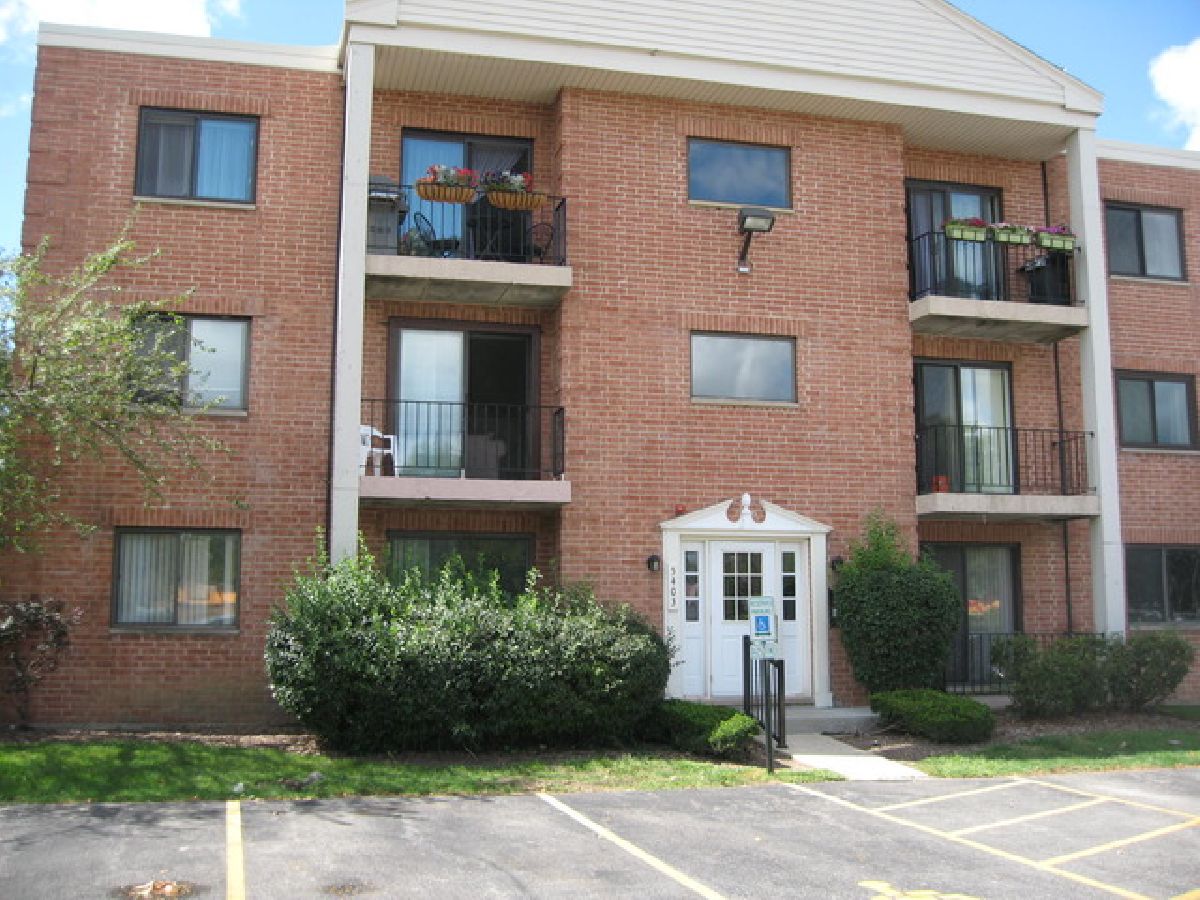 Condominiums Rented Autumn Chase Rolling Meadows Illinois, 5403 Chateau
