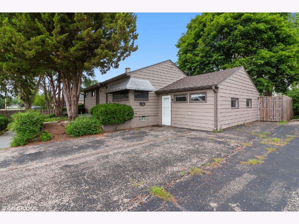 Homes & Condos & Townhomes Sold Raynor Hills Estate Crest Hill Illinois, 1610 Marlboro