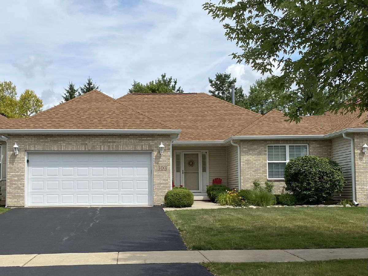 Townhomes Sold Prairie Garden Yorkville Illinois, 303 Garden