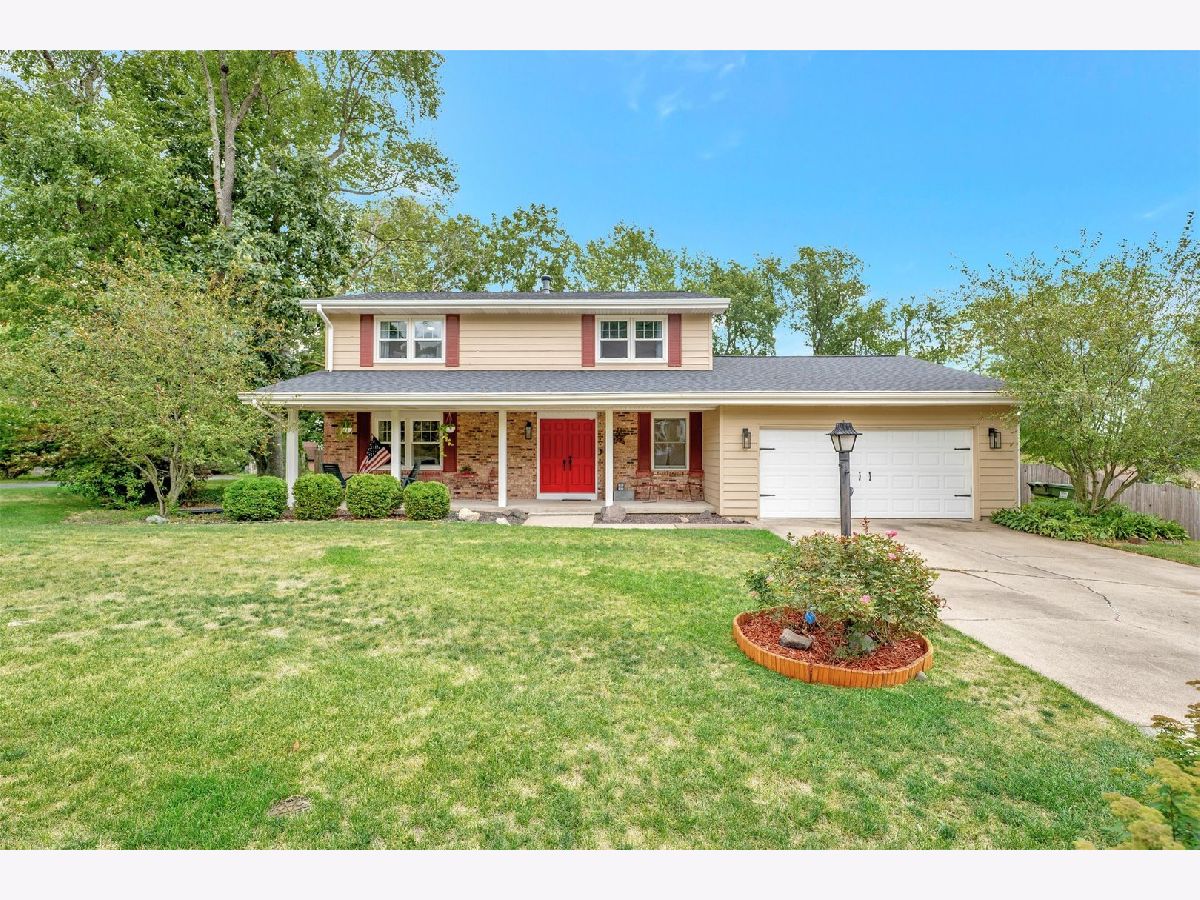 Homes Sold Wendover Heights Mahomet Illinois, 414 Weathering