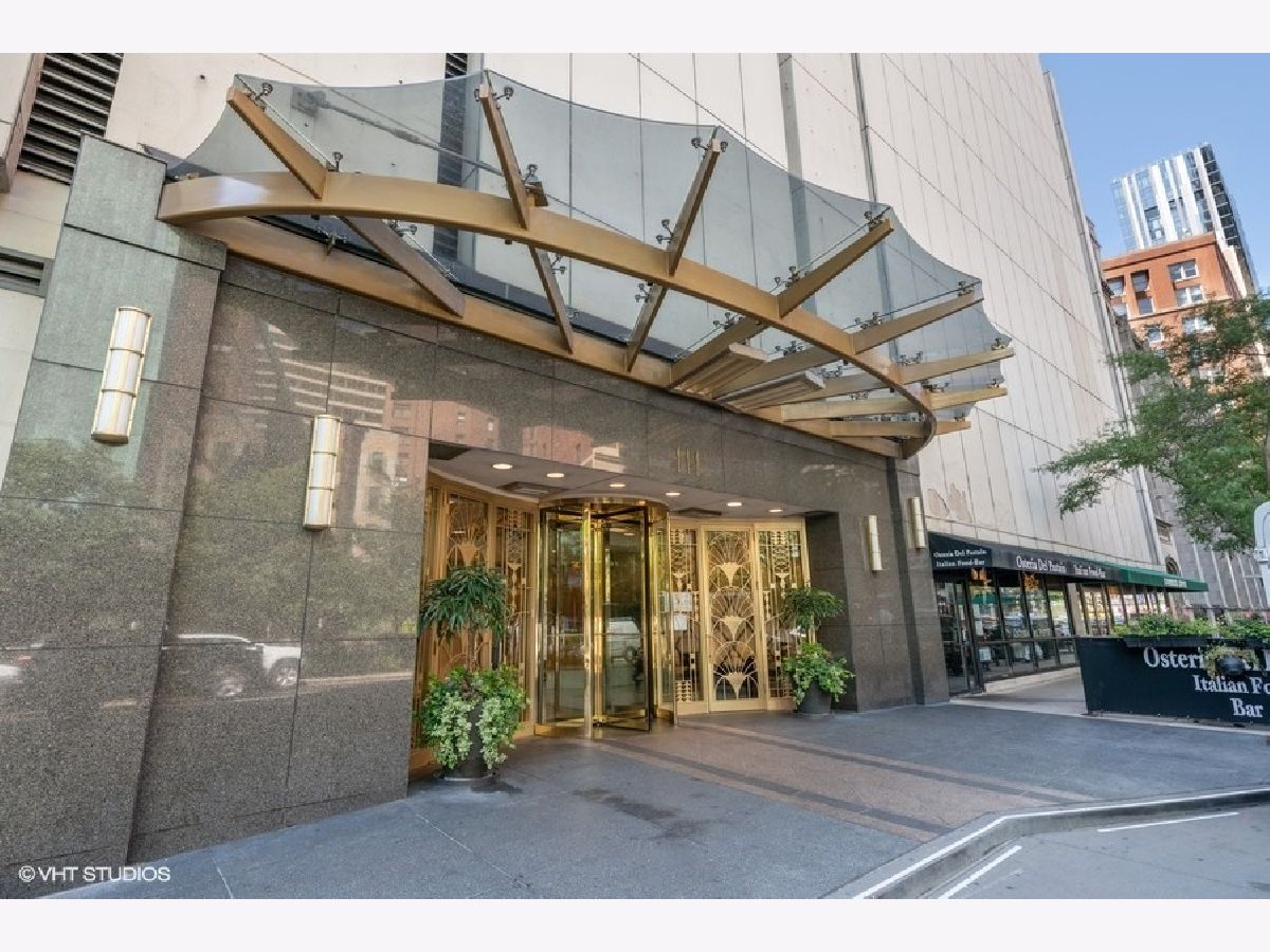 Condos & Townhomes Sold Elysees Chicago Illinois, 111 Chestnut