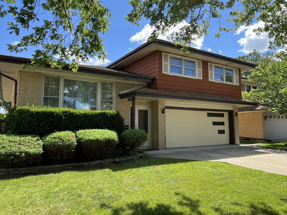 Homes Sold Ransom Ridge Niles Illinois, 8709 Madison