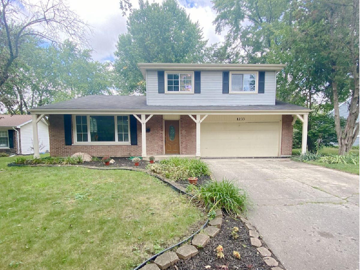 Homes Rented Will O Way Naperville Illinois, 1233 Brook