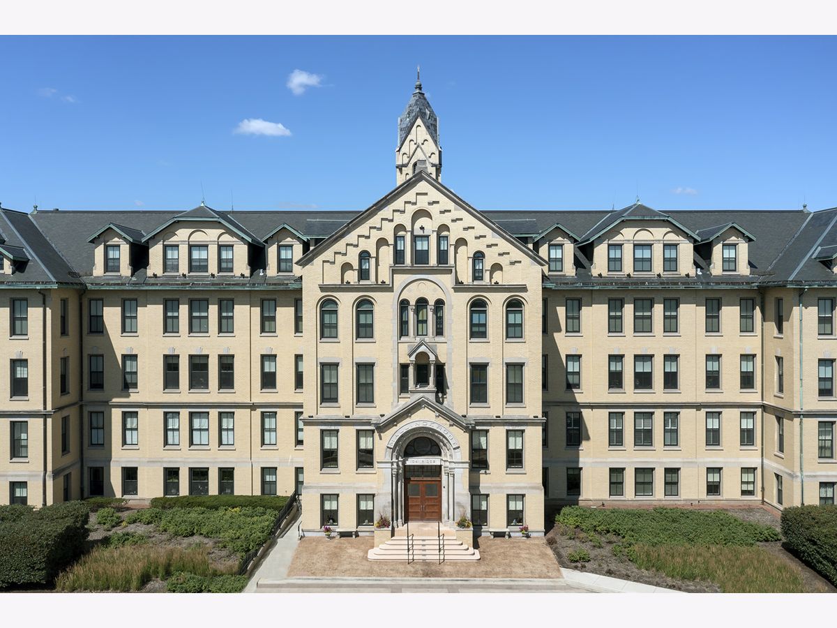 Condominiums Sold Mallinckrodt In The Park Wilmette Illinois, 1041 Ridge