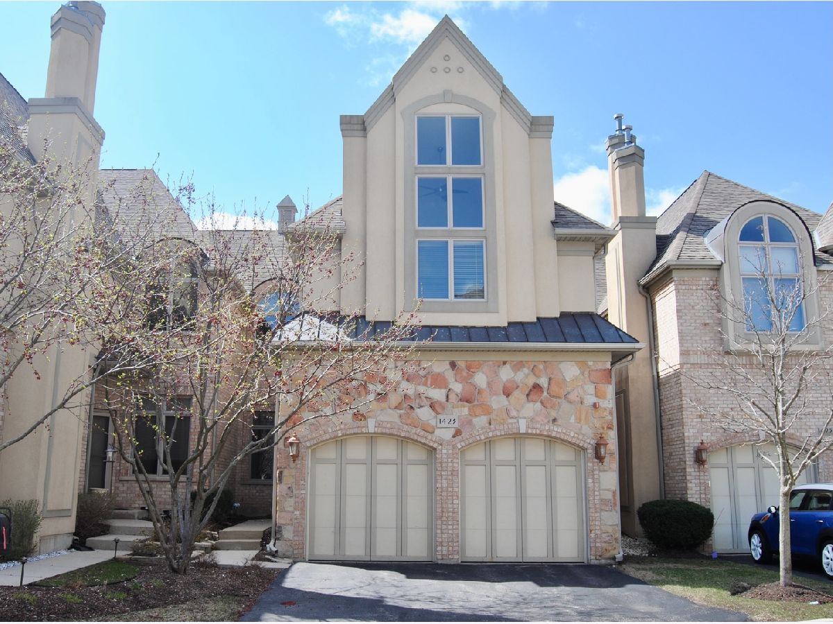  Rented Inverness Illinois, 1423 Rue Paris