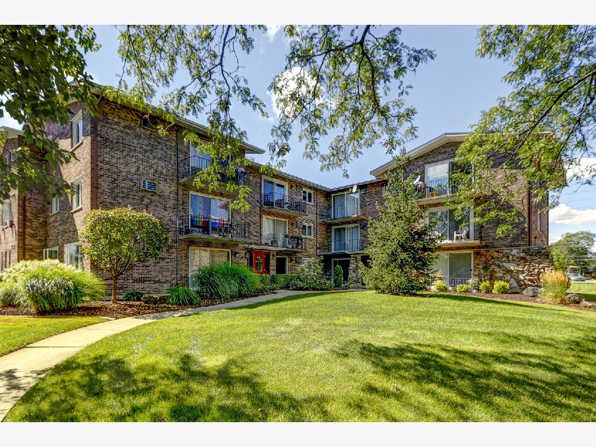 Condos & Townhomes & Homes Sold Evergreen Orland Park Illinois, 9032 140th