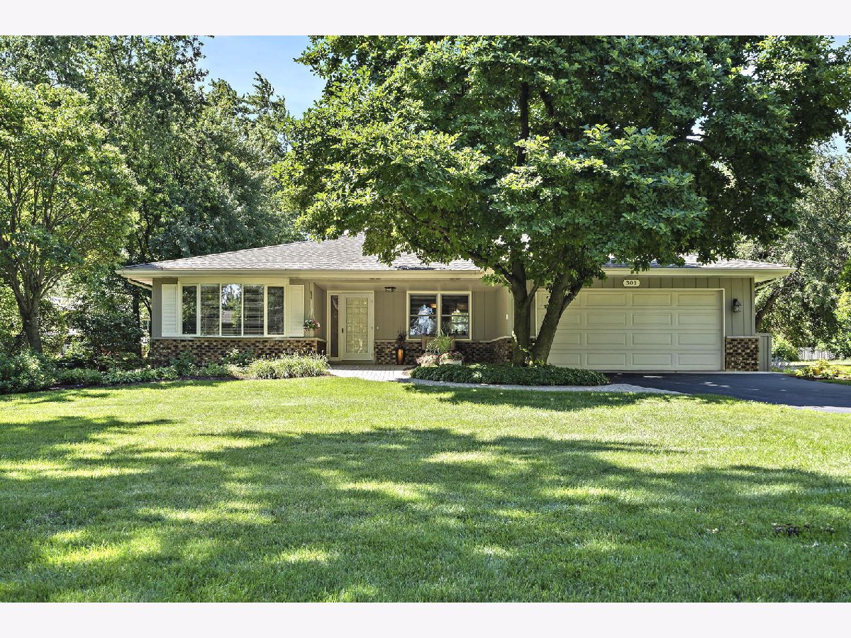 Homes Sold Meadow Knolls Schaumburg Illinois, 301 Niagara