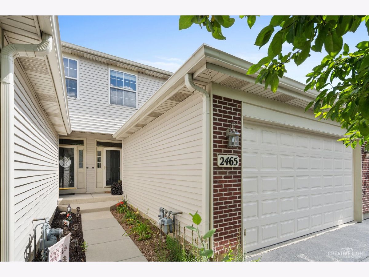 Townhomes & Homes Sold Willoughby South Algonquin Illinois, 2465 Stonegate