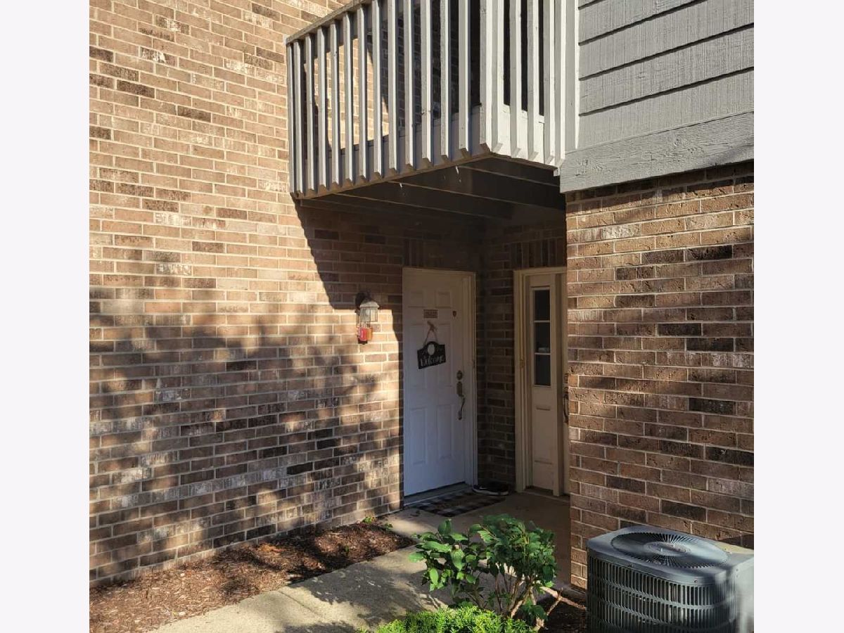 Condos & Townhomes Rented Foxcroft Condos Naperville Illinois, 35 Foxcroft