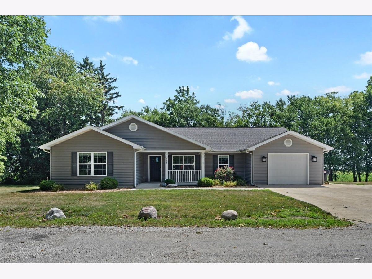 Homes Sold Anderson Ogden Illinois, 601 Curtis