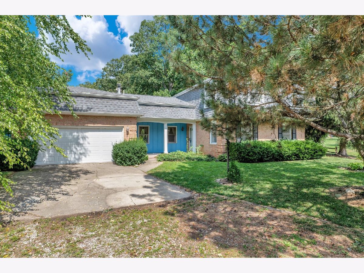 Homes Sold Wood Glen Mahomet Illinois, 608 Dunbar