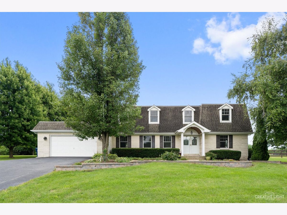 Homes Sold Campton Equestrian St Charles Illinois, 6N601 Pinto
