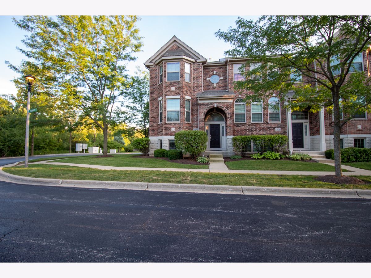 Townhomes Rented Shelburne Farms Winfield Illinois, 27W708 Meadowview