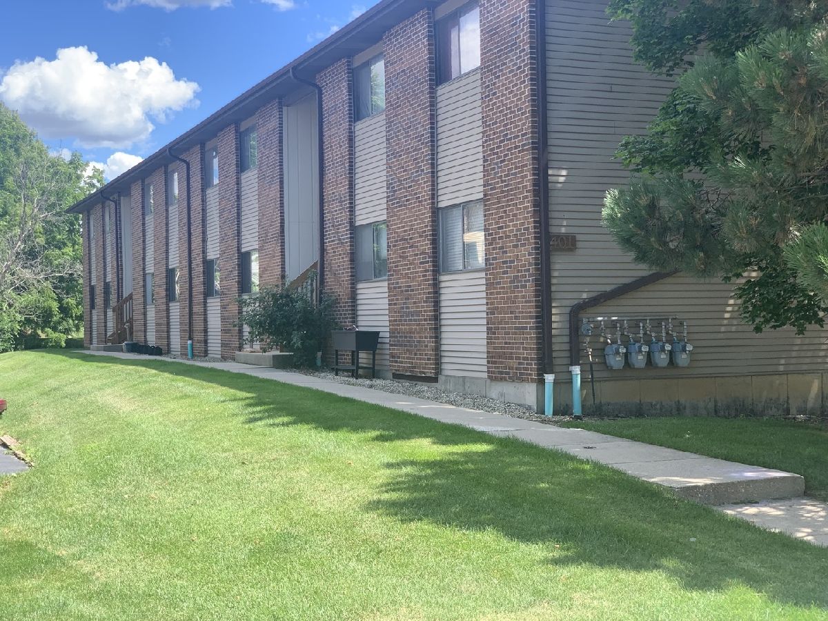 Condominiums Sold Collins Condos South Elgin Illinois, 401 Collins
