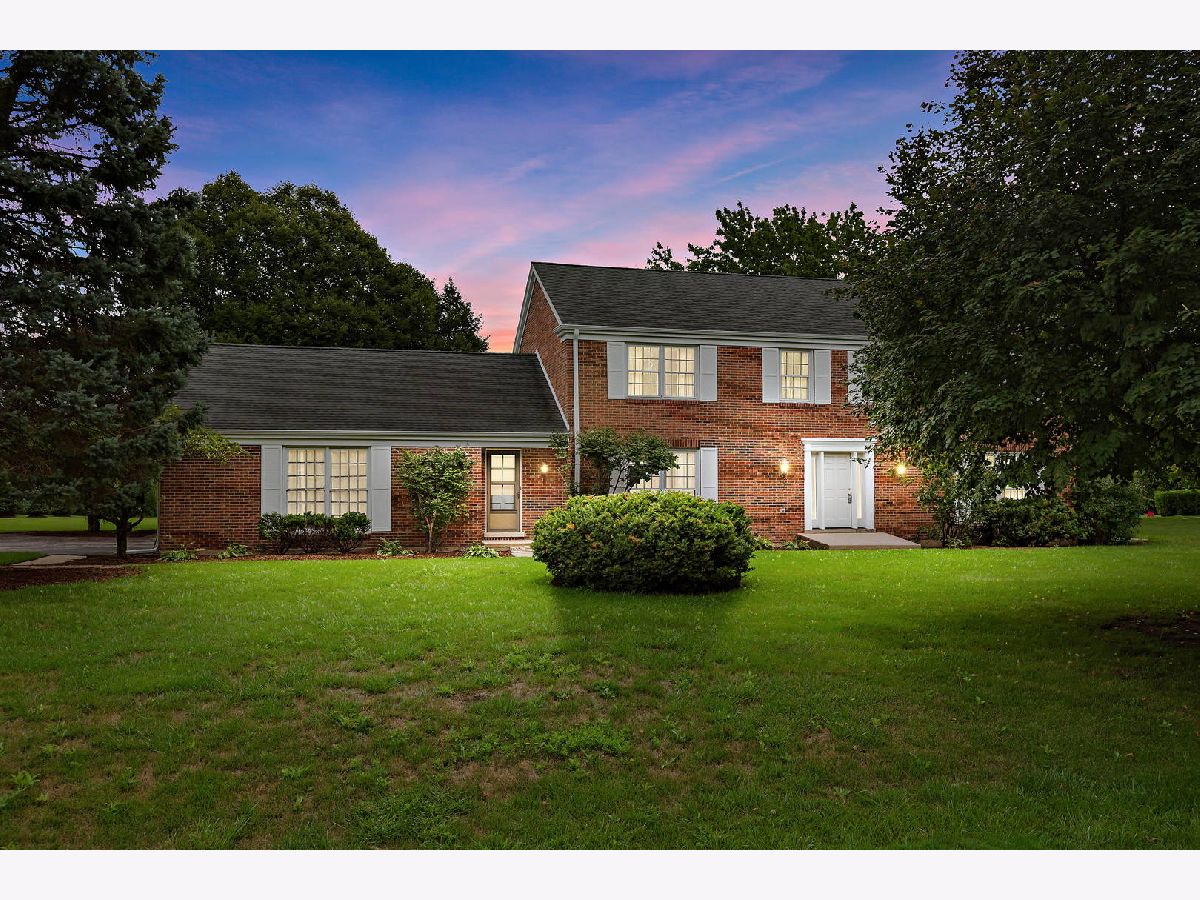 Homes Sold Bonny Glen Inverness Illinois, 823 Chimney Rock