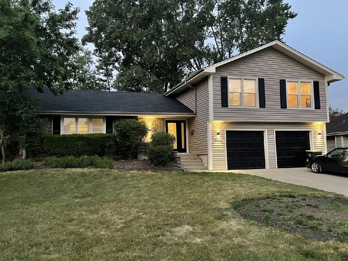 Homes Rented Lincoln Hill Glen Ellyn Illinois, 2S061 Stratford