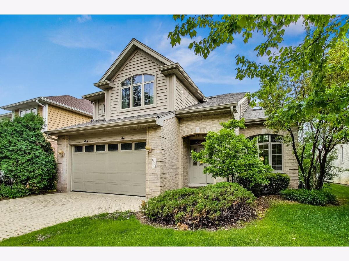 Homes Sold Breton Lakes Willowbrook Illinois, 6322 Breton Lakes