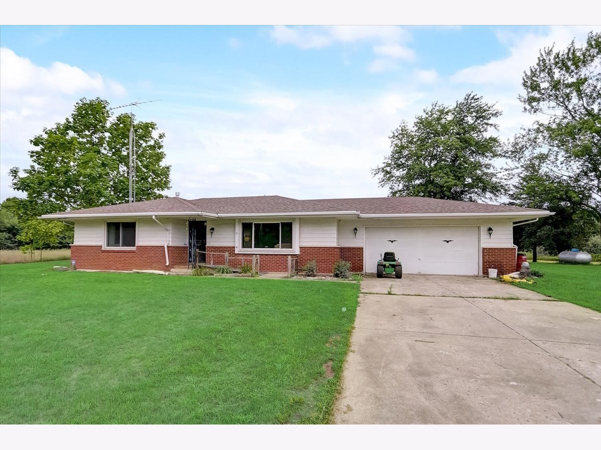  Sold Beaverville Illinois, 327 Bower