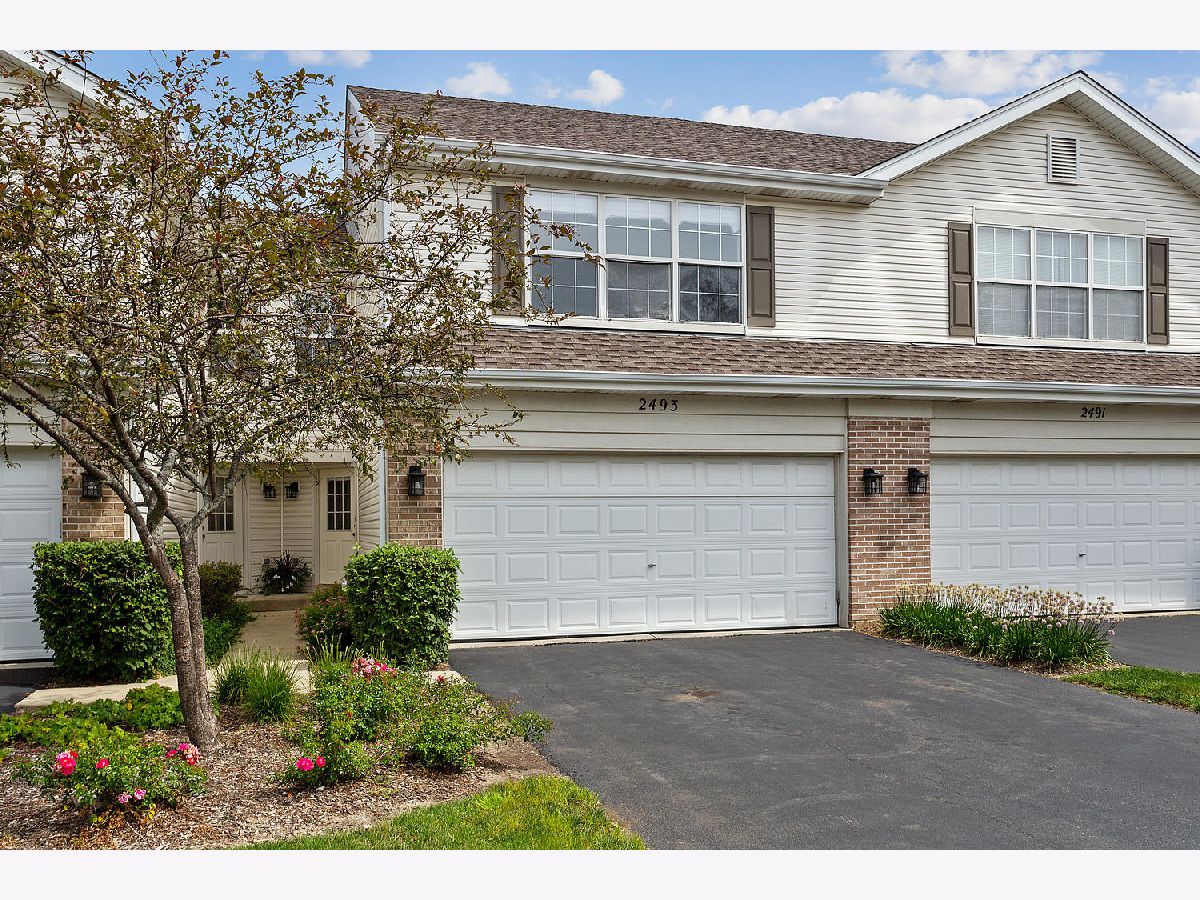 Townhomes & Condos Sold Park Avenue Aurora Illinois, 2493 Stoughton