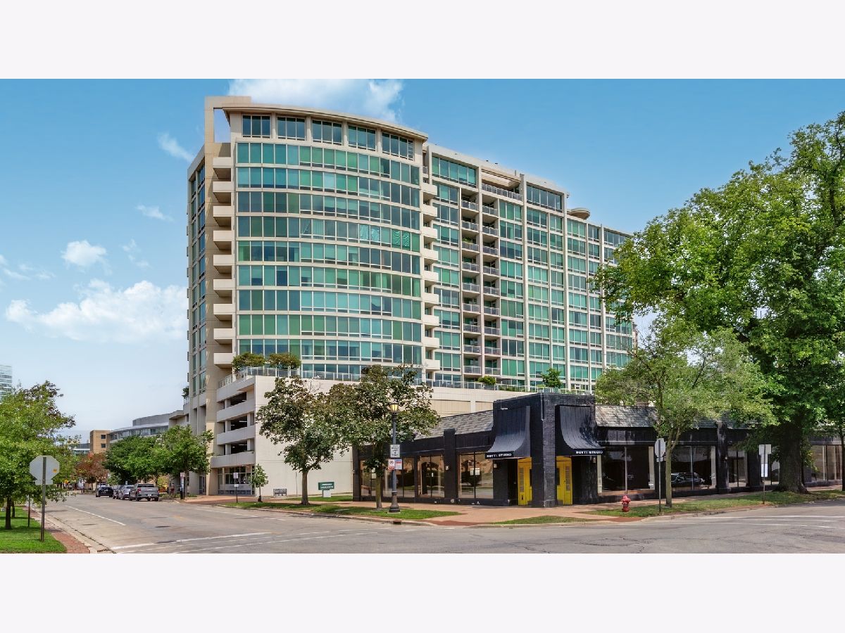 Condominiums Sold One Evanston Evanston Illinois