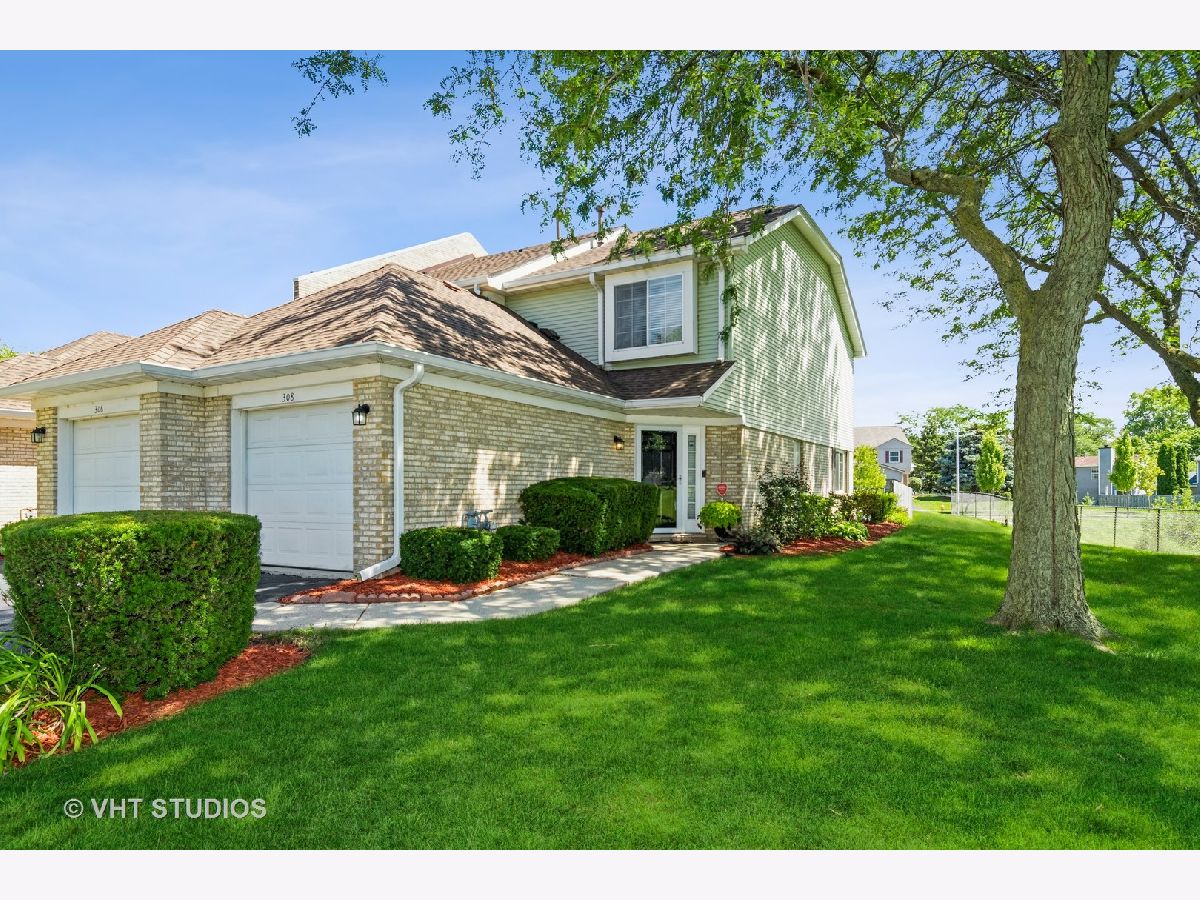 Townhomes Sold Sherwood Commons Bolingbrook Illinois, 308 Lakeview