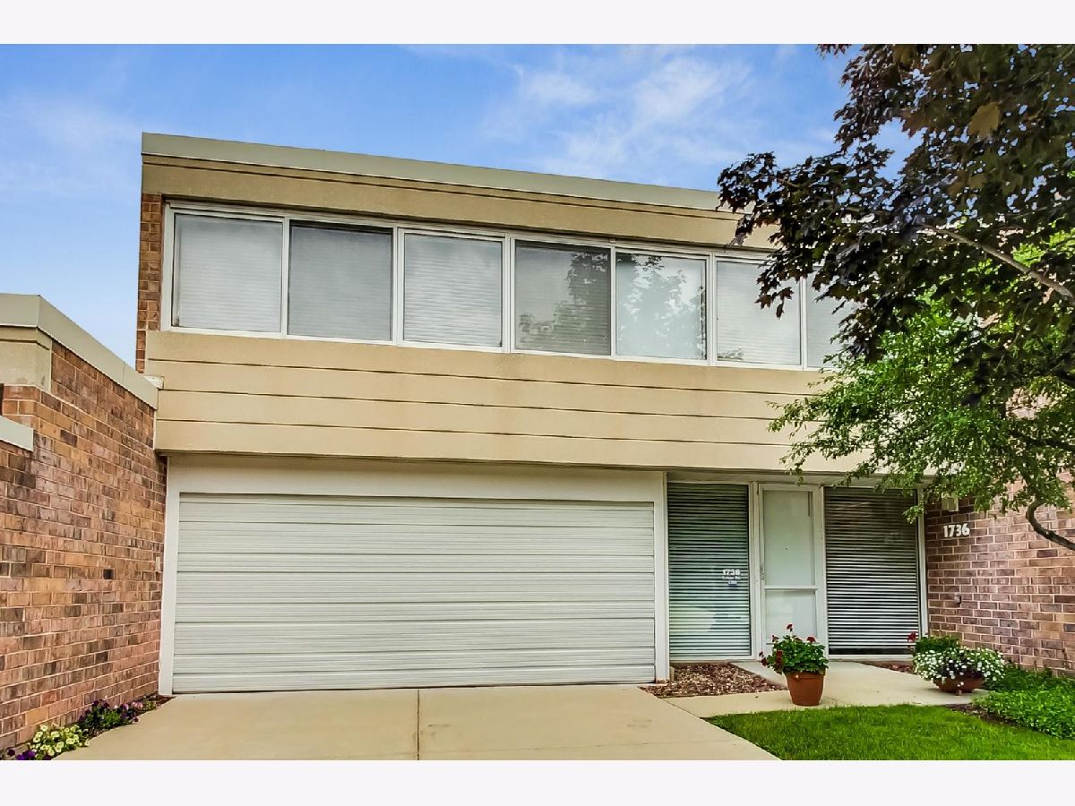 Townhomes & Condos Sold Courts Of Northbrook Northbrook Illinois, 1736 Seton