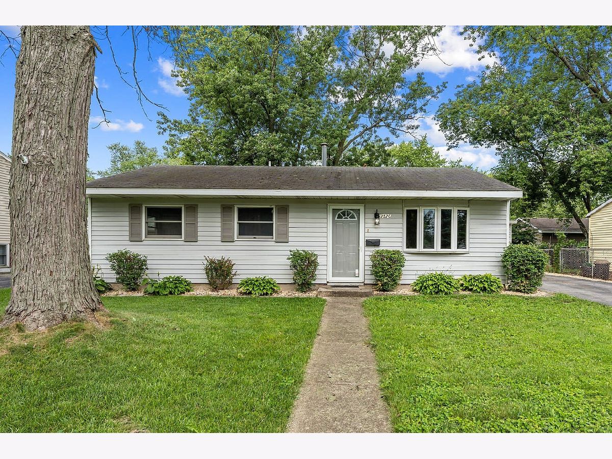 Homes Sold Edgewood Manor Steger Illinois, 3520 Carpenter