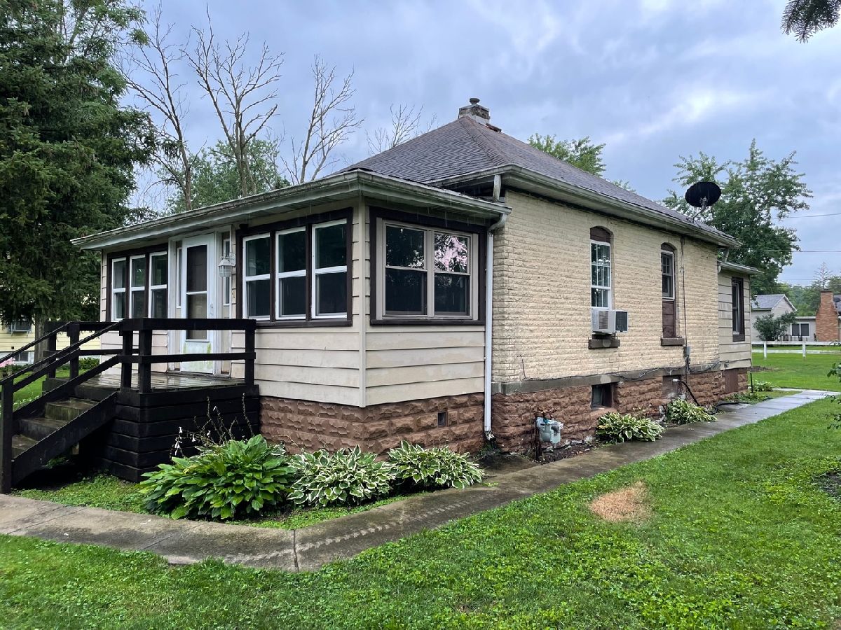  Rented Momence Illinois, 11604 Deerson