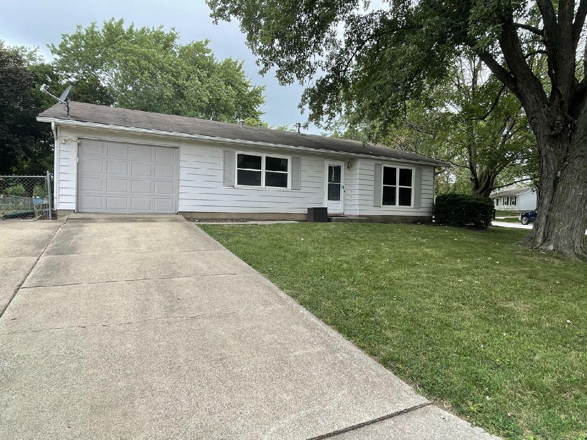 Homes Sold Holiday Hills Normal Illinois, 1332 Dillon