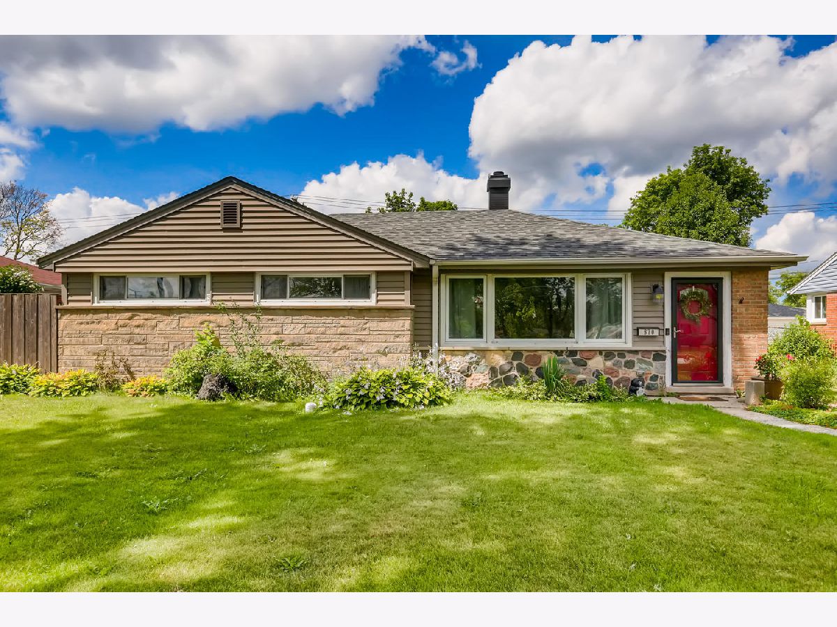 Homes Sold Homerican Villas Des Plaines Illinois, 870 Algonquin