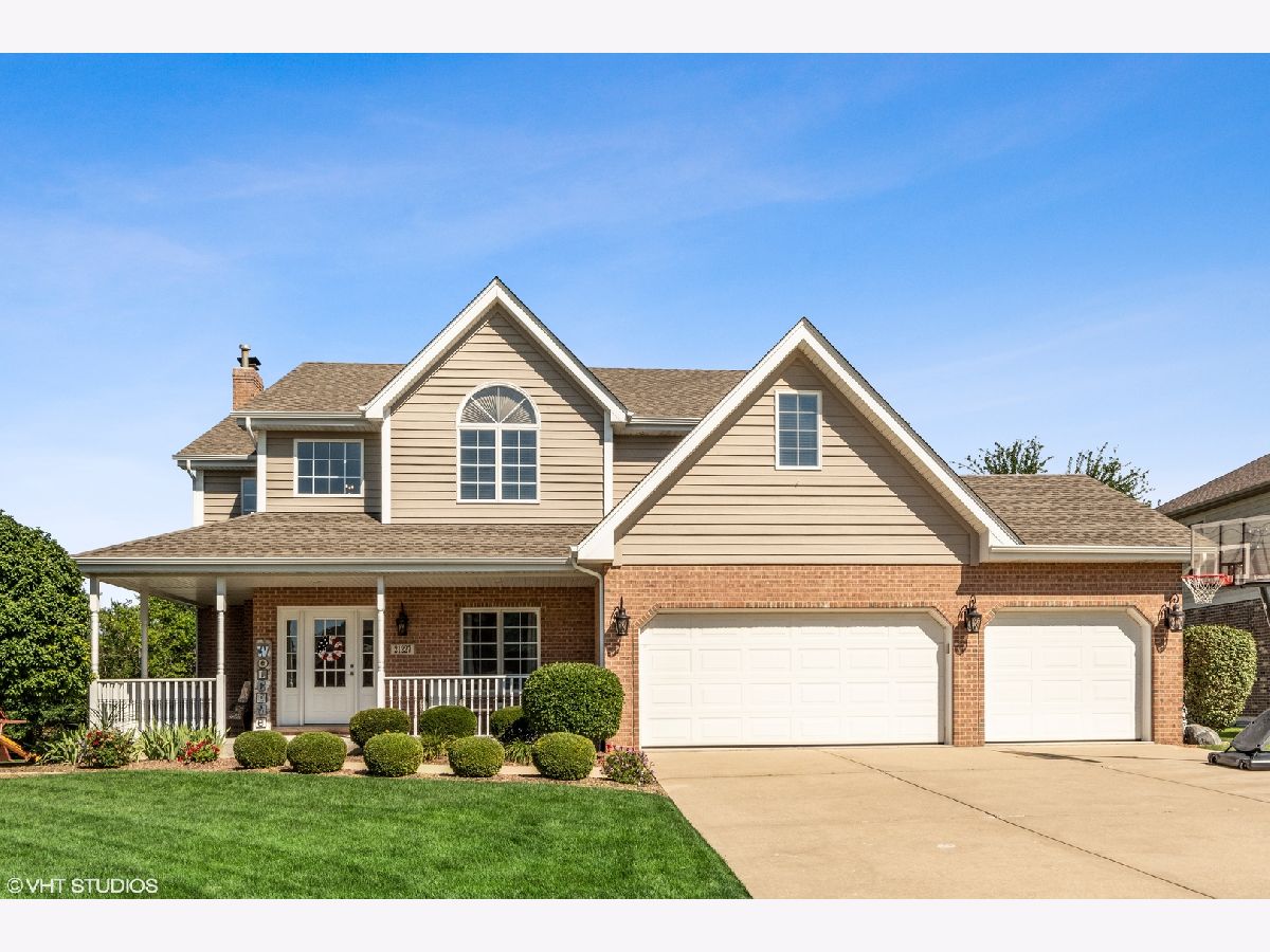 Homes Sold Wooded Cove Elwood Illinois, 21227 Wooded Cove