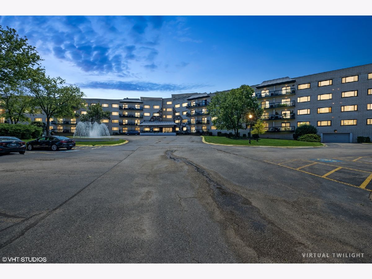 Condominiums Sold Forest Villa Condominium Countryside Illinois, 6700 Brainard