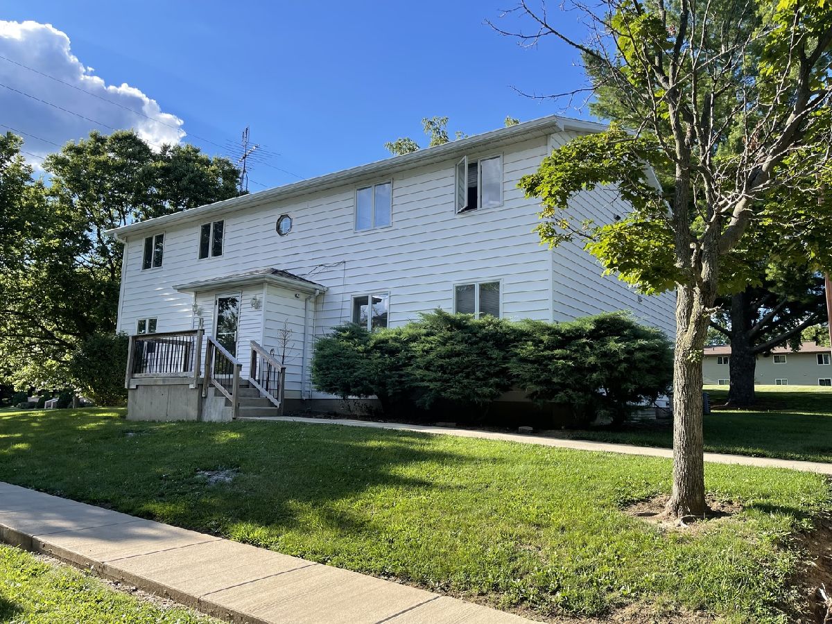  Rented Granville Illinois, 311 Hawthorne