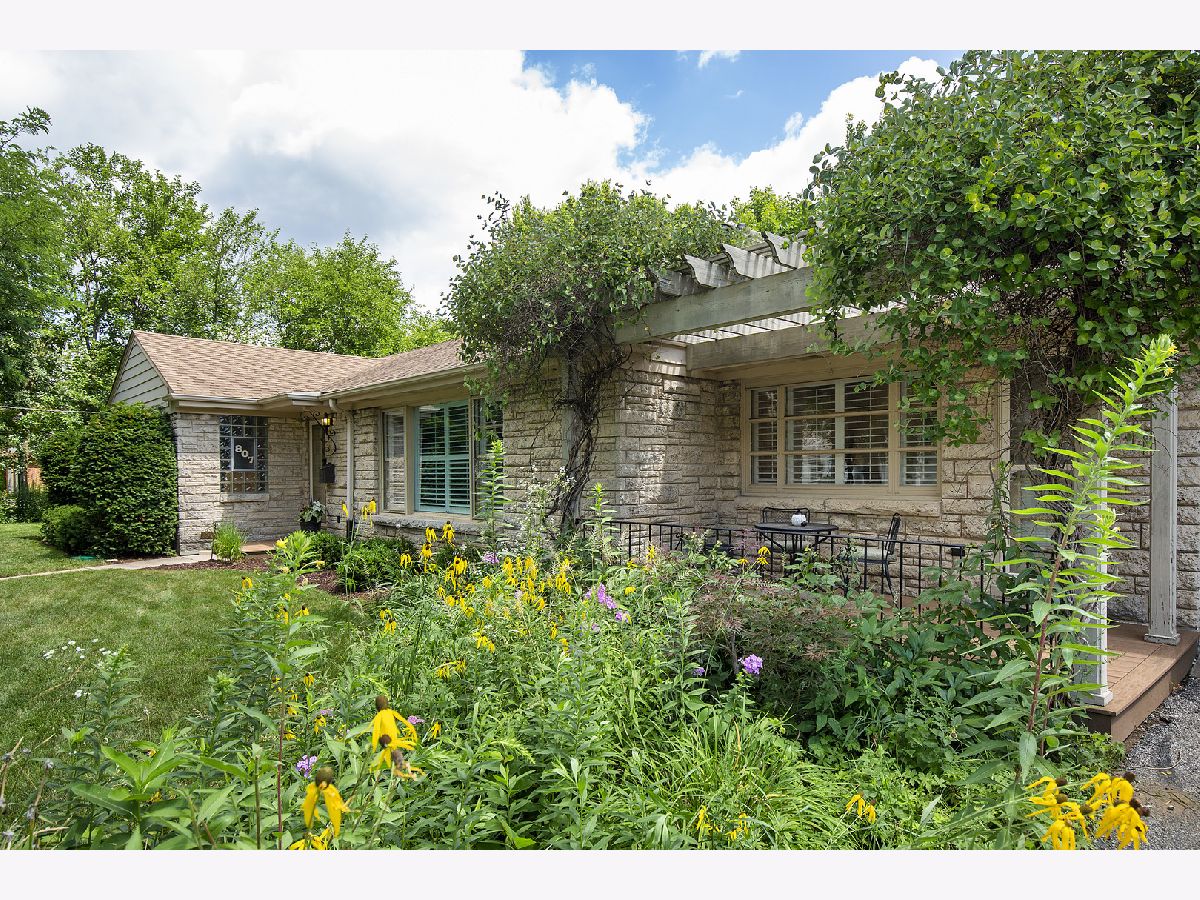 Homes Sold Northfield Woods Glenview Illinois, 807 Surrey