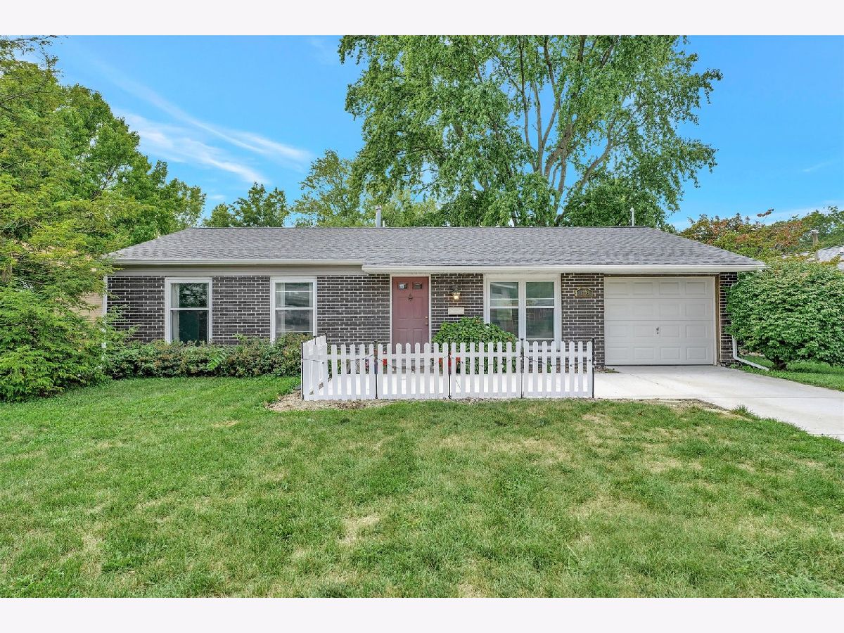 Homes Sold Amvets Homestead Urbana Illinois, 1703 Fairlawn