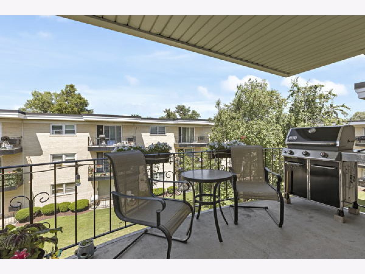 Condominiums & Homes Sold Norwood Court Chicago Illinois, 6275 Northwest