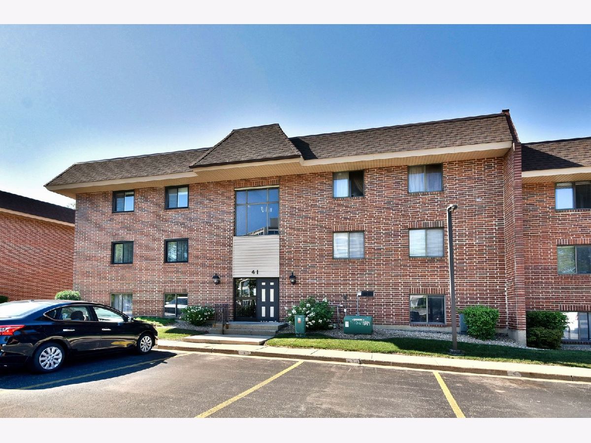 Condominiums Rented Highland Lakes Lombard Illinois, 41 Janata
