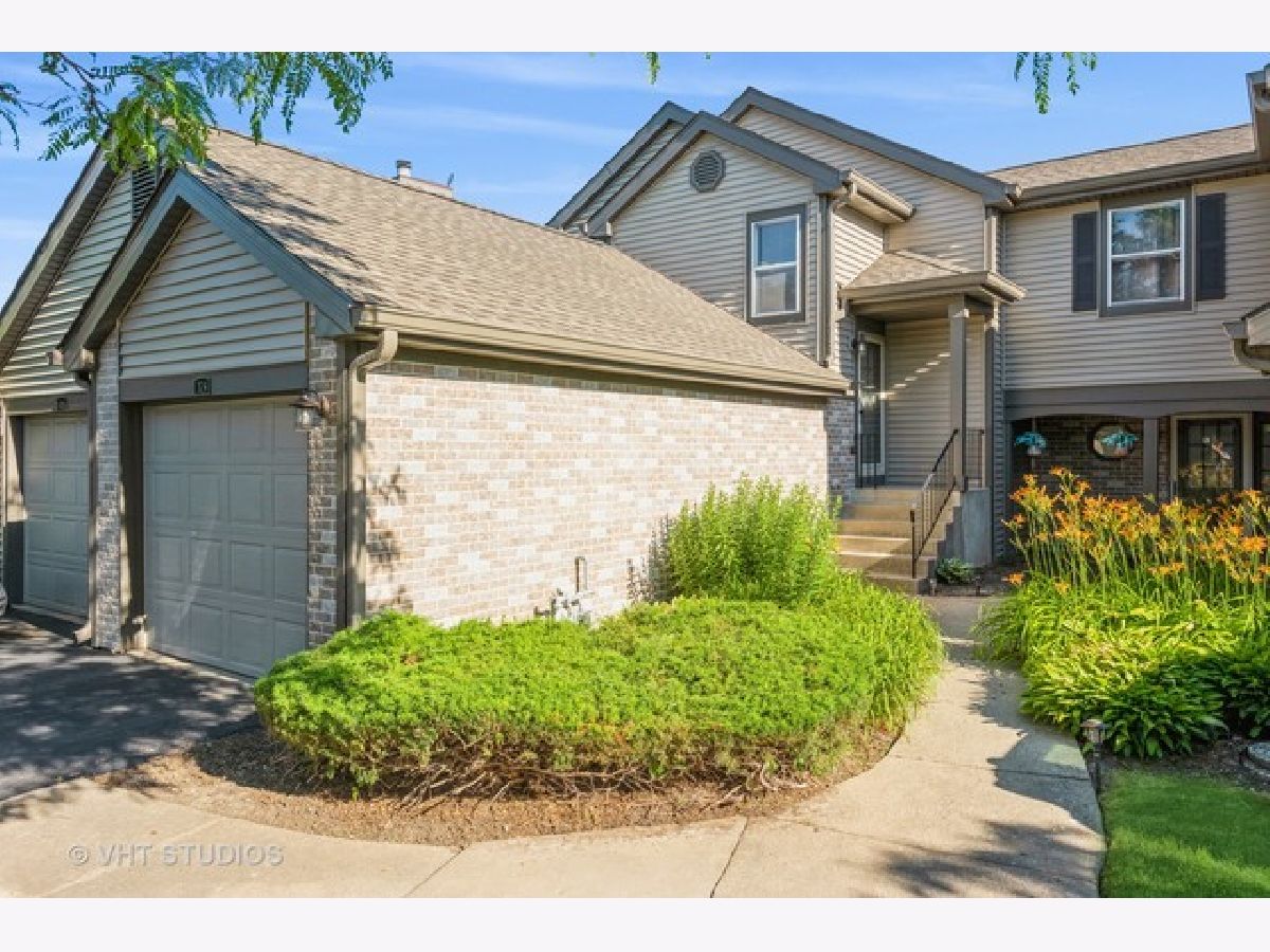 Townhomes & Condos Rented Buttercreek Hoffman Estates Illinois, 324 Grissom