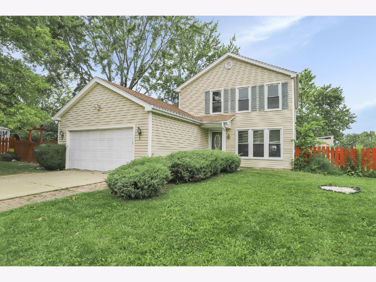 Homes Sold Sheffield Ridge Schaumburg Illinois, 2140 Briar Hill