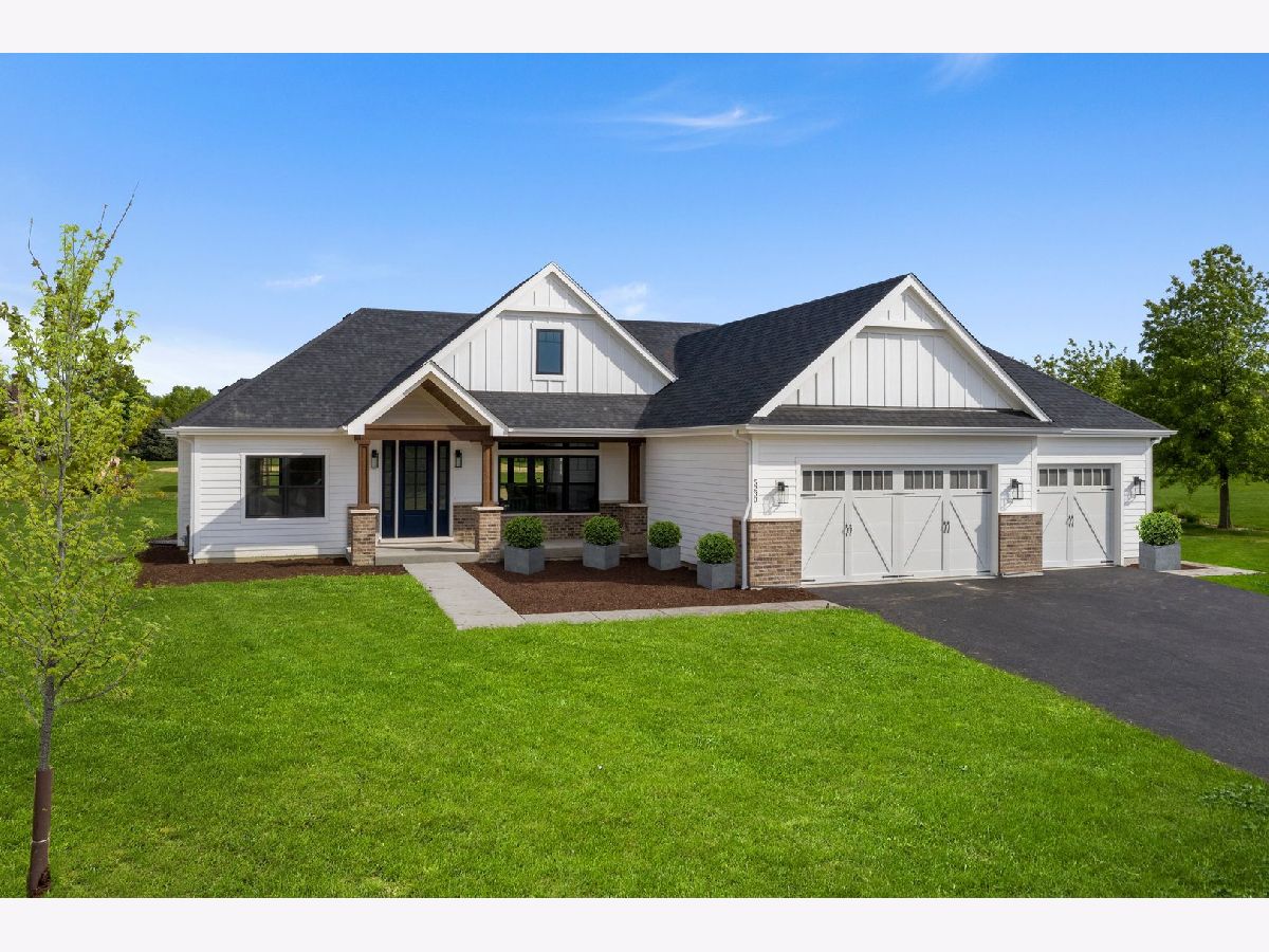 Homes Sold Estates Of Millbrook Millbrook Illinois, 9355 Lee Hill