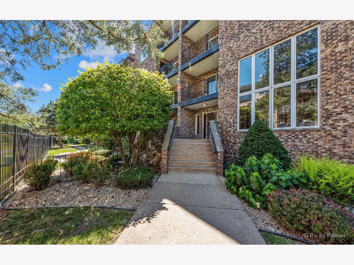 Condominiums & Homes Sold Oak Villas Estates Wood Dale Illinois, 467 Hiawatha