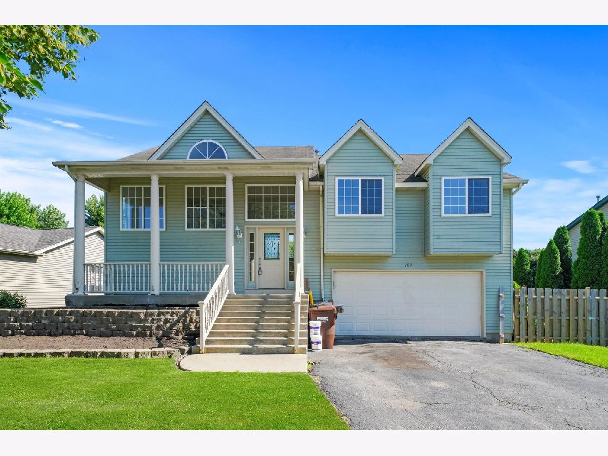 Homes Sold Park Pointe Harvard Illinois, 909 Dewey