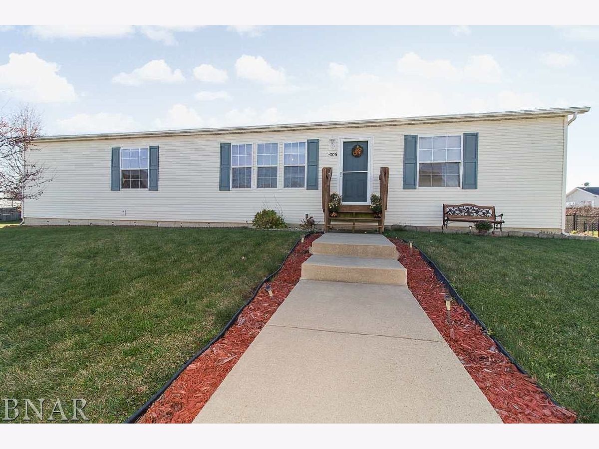 Homes & Condos & Townhomes Sold Beich Place Bloomington Illinois, 3006 Geranium