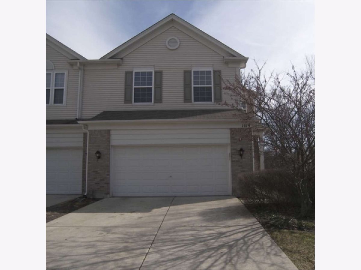 Townhomes & Condos Sold Forest Ridge Streamwood Illinois, 1419 Yellowstone